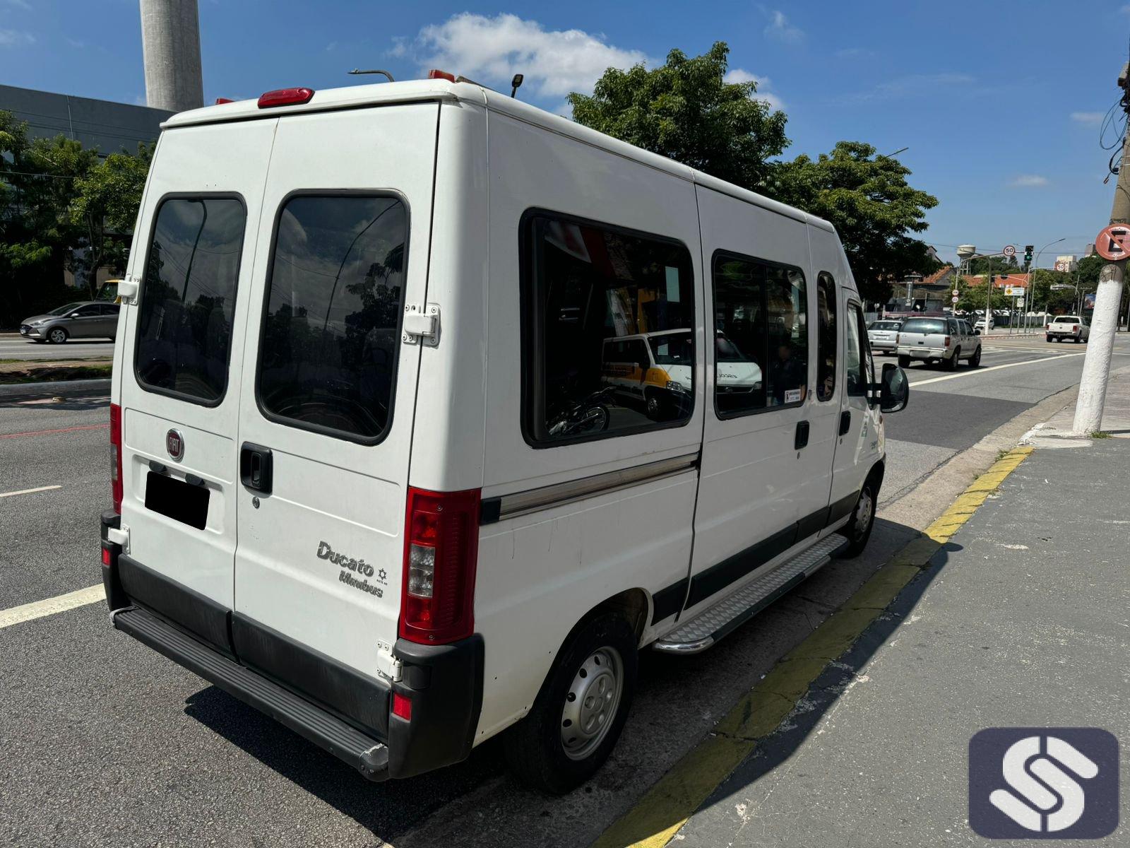 FIAT DUCATO MINIBUS  CÓD. P0135