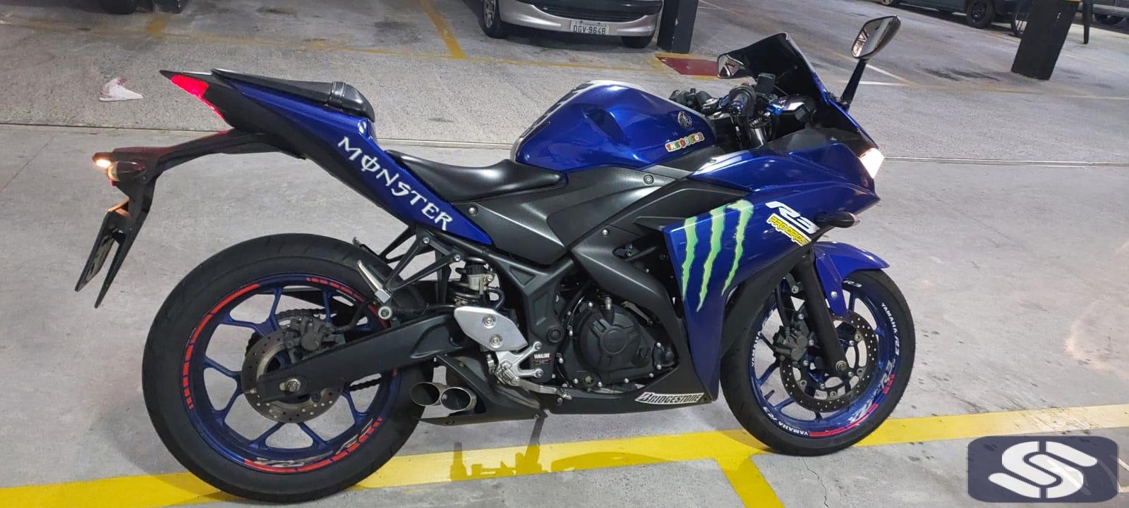 YAMAHA R3  CÓD. M0003