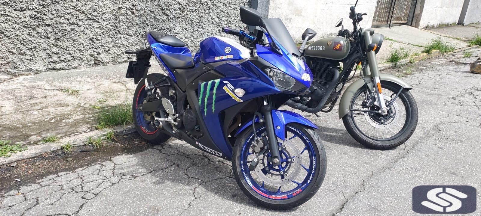 YAMAHA R3  CÓD. M0003