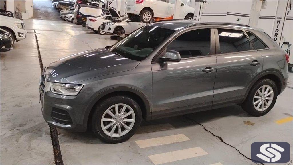 AUDI Q3 AMBIENTE  CÓD. P0179