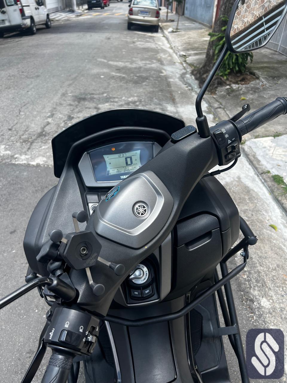 YAMAHA NMAX CONNECTED  CÓD. M0002
