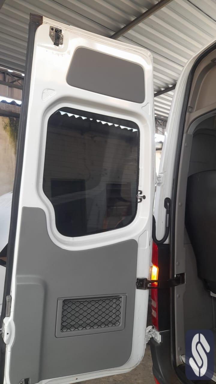 M. BENZ SPRINTER 515  CÓD. U0109