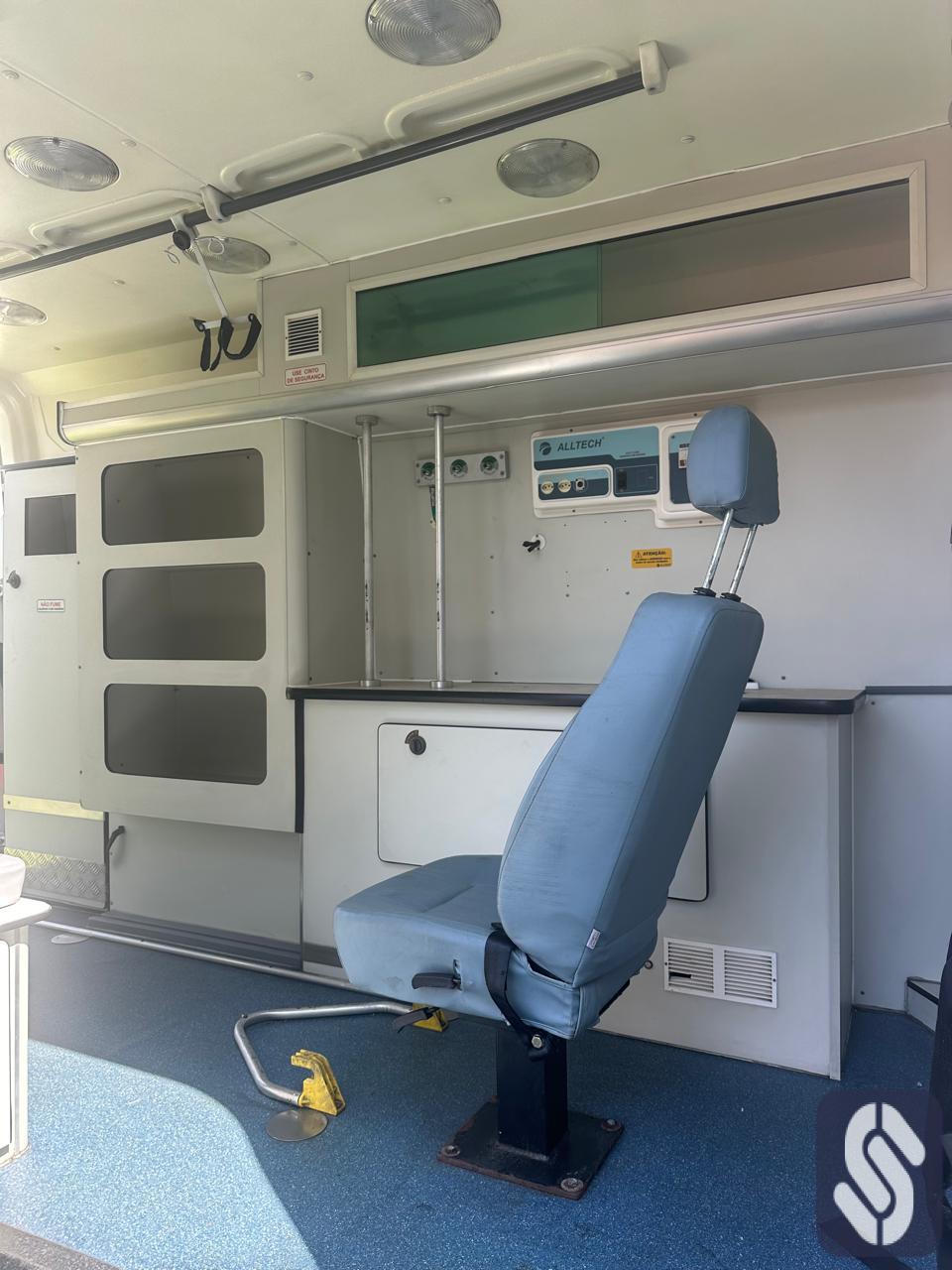 M. BENZ SPRINTER AMBULÂNCIA 311  CÓD. U0130