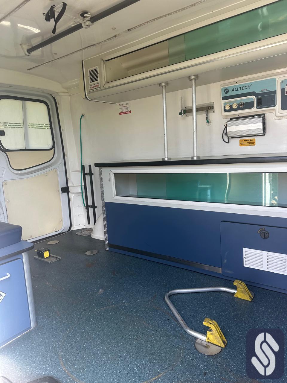 M. BENZ SPRINTER AMBULÂNCIA  CÓD. U0132