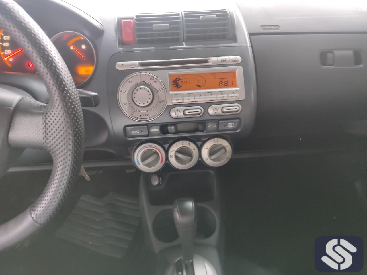 HONDA FIT EX  CÓD. P0214