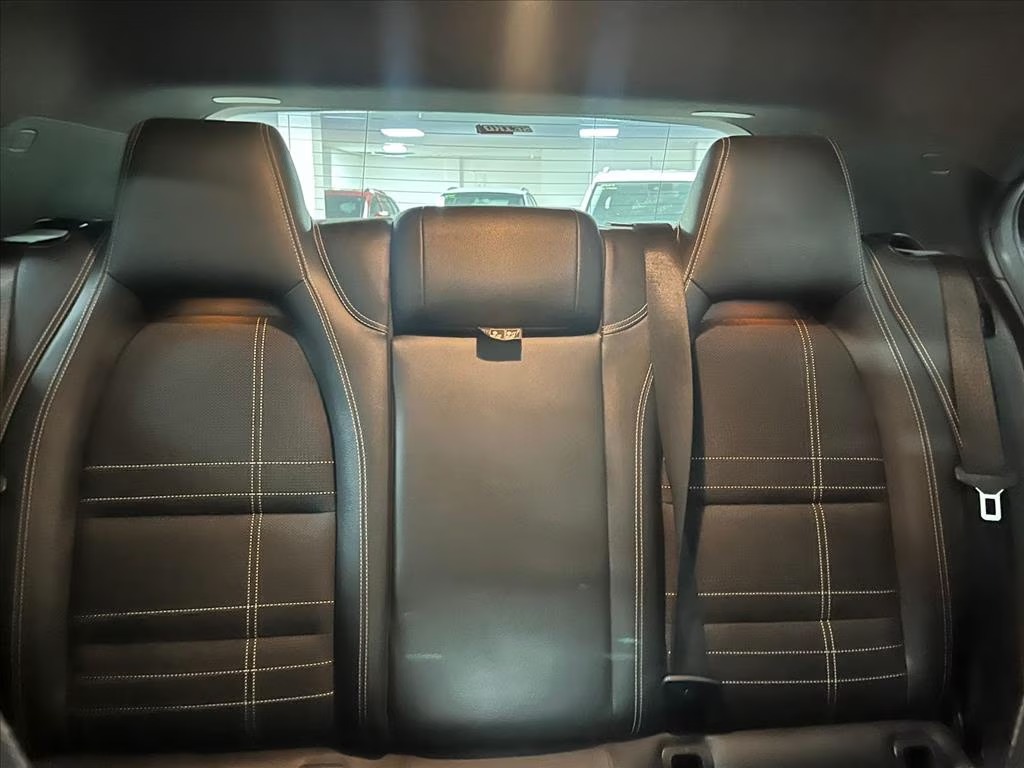 M. BENZ A 200