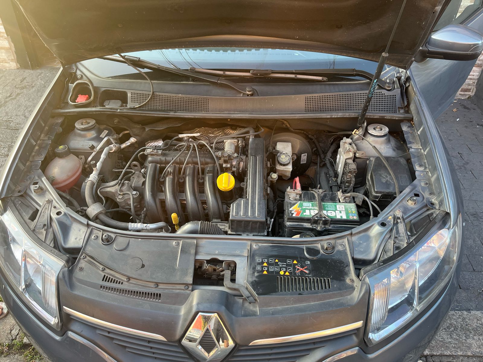 RENAULT LOGAN
