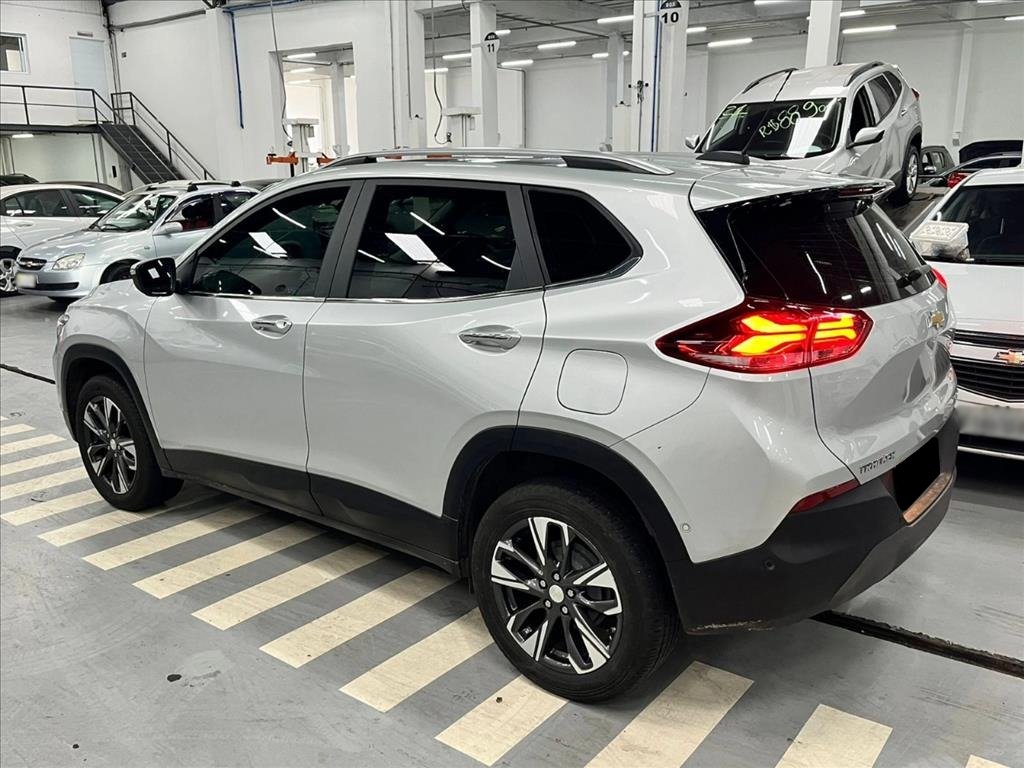 CHEVROLET TRACKER