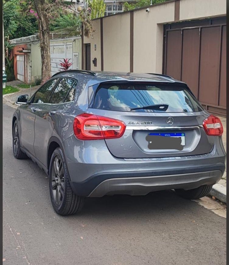 M. BENZ GLA 200