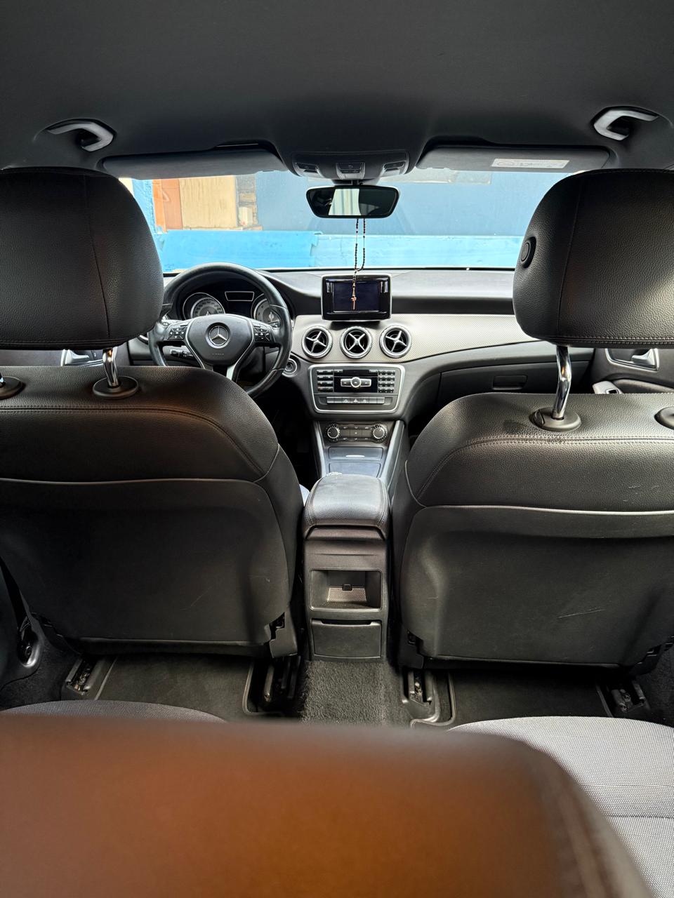 M. BENZ GLA 200