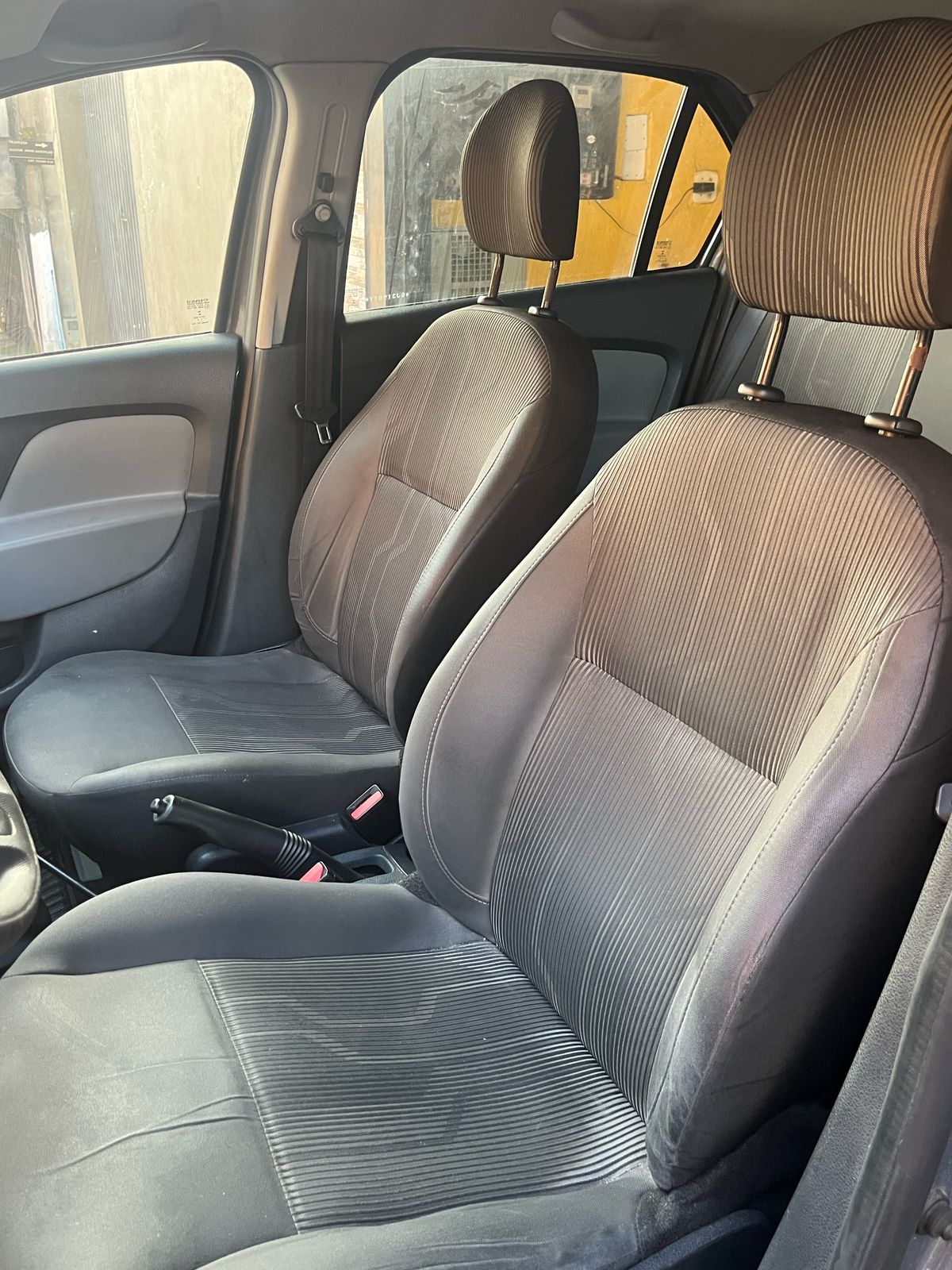 RENAULT LOGAN