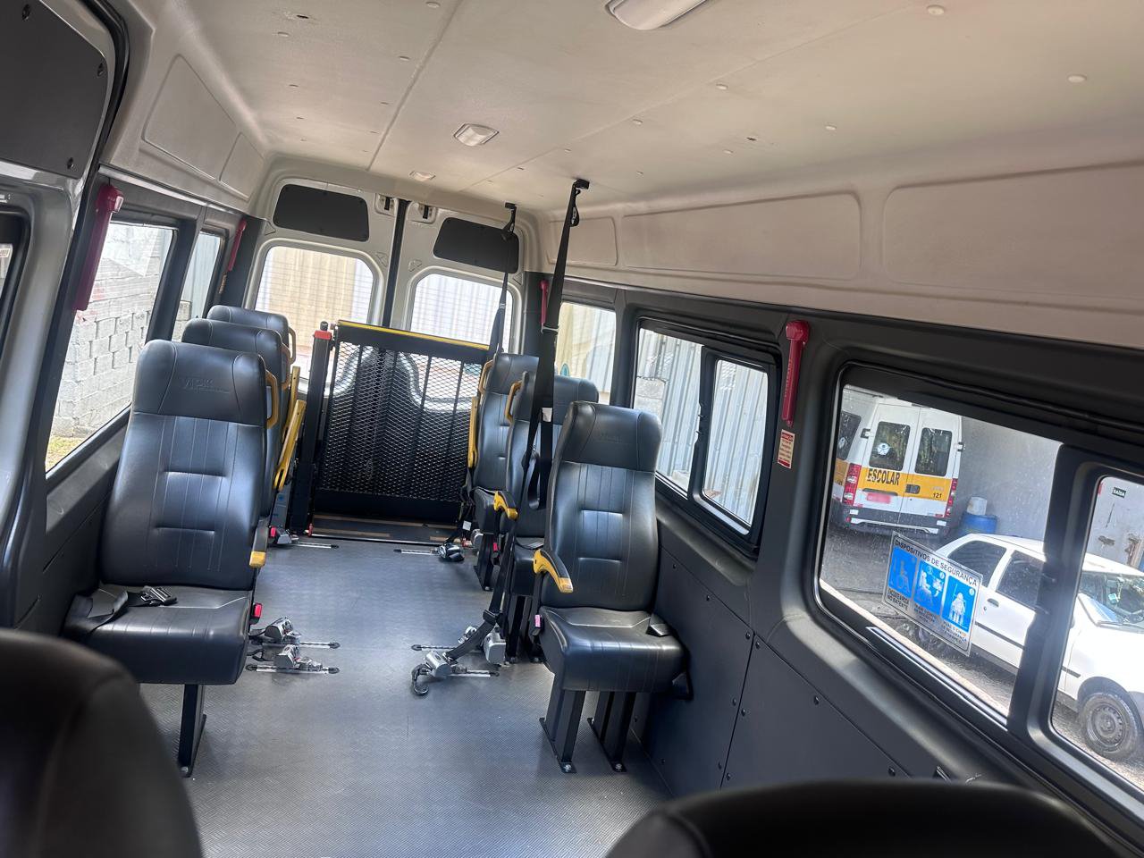 M. BENZ SPRINTER 415