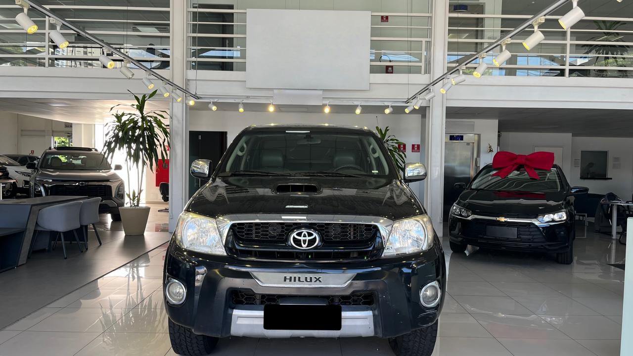 TOYOTA HILUX SRV